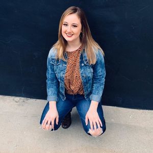 Meet your Posher, Abby